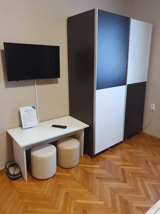 Gradiska Na Savi Apartmani I Sobe Экстерьер фото