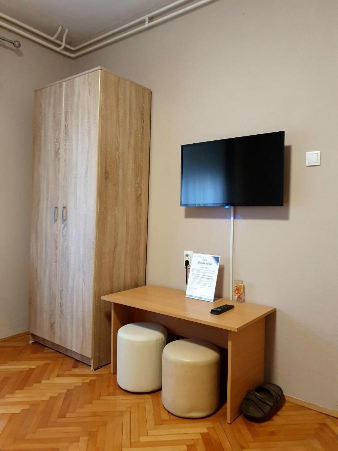 Gradiska Na Savi Apartmani I Sobe Экстерьер фото