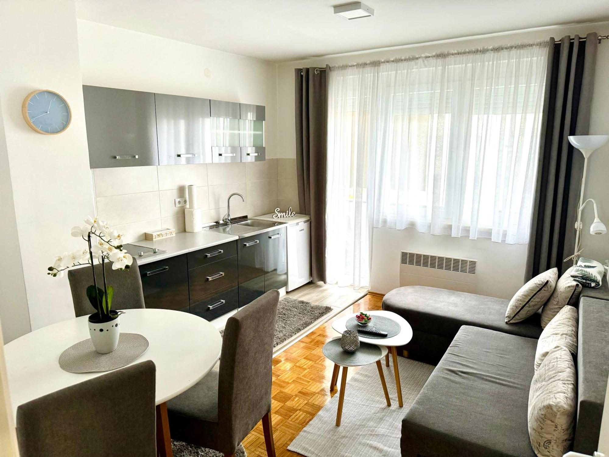 Gradiska Na Savi Apartmani I Sobe Экстерьер фото