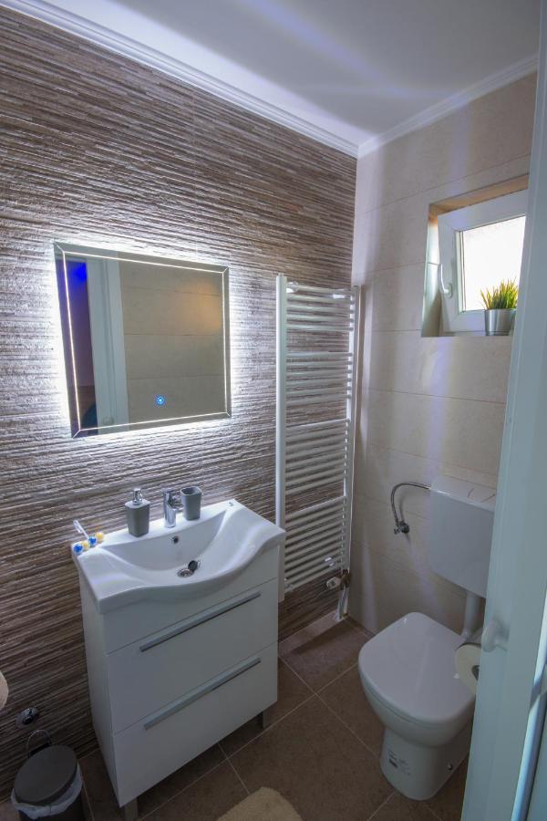 Gradiska Na Savi Apartmani I Sobe Экстерьер фото
